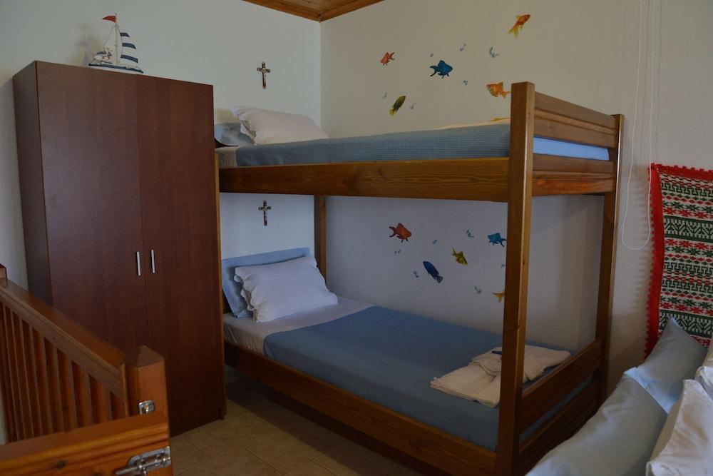 플라카 Erginas Boat House 아파트 외부 사진