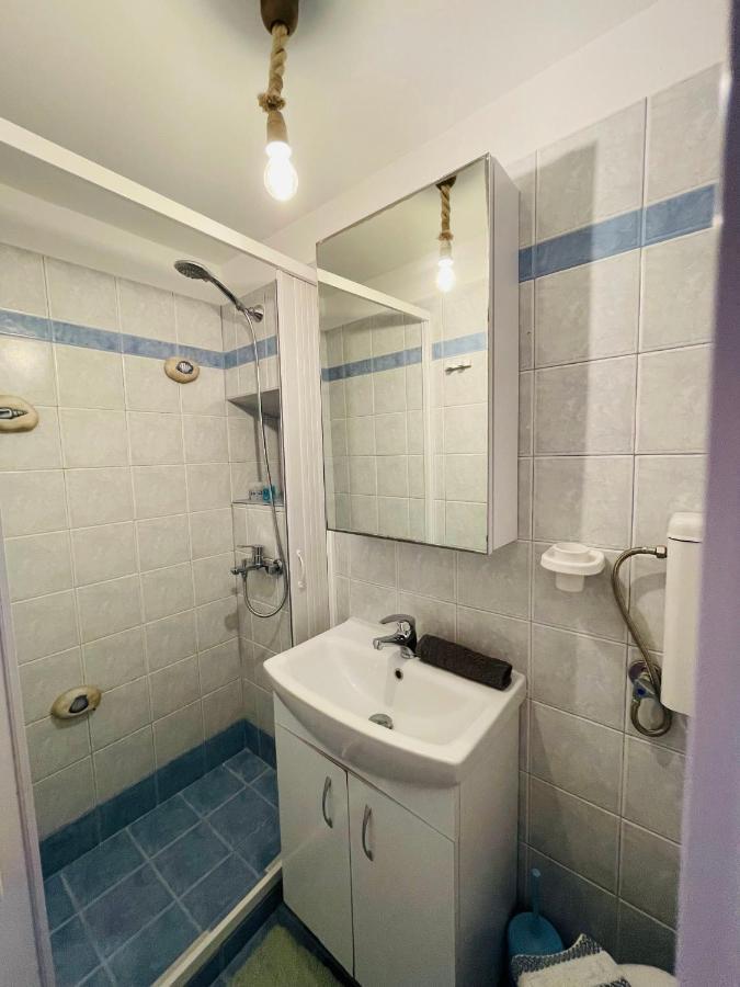 플라카 Erginas Boat House 아파트 외부 사진